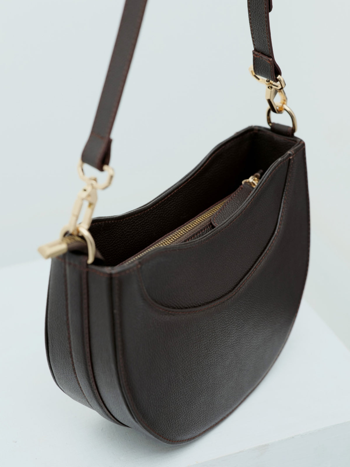 Vega Shoulder Black